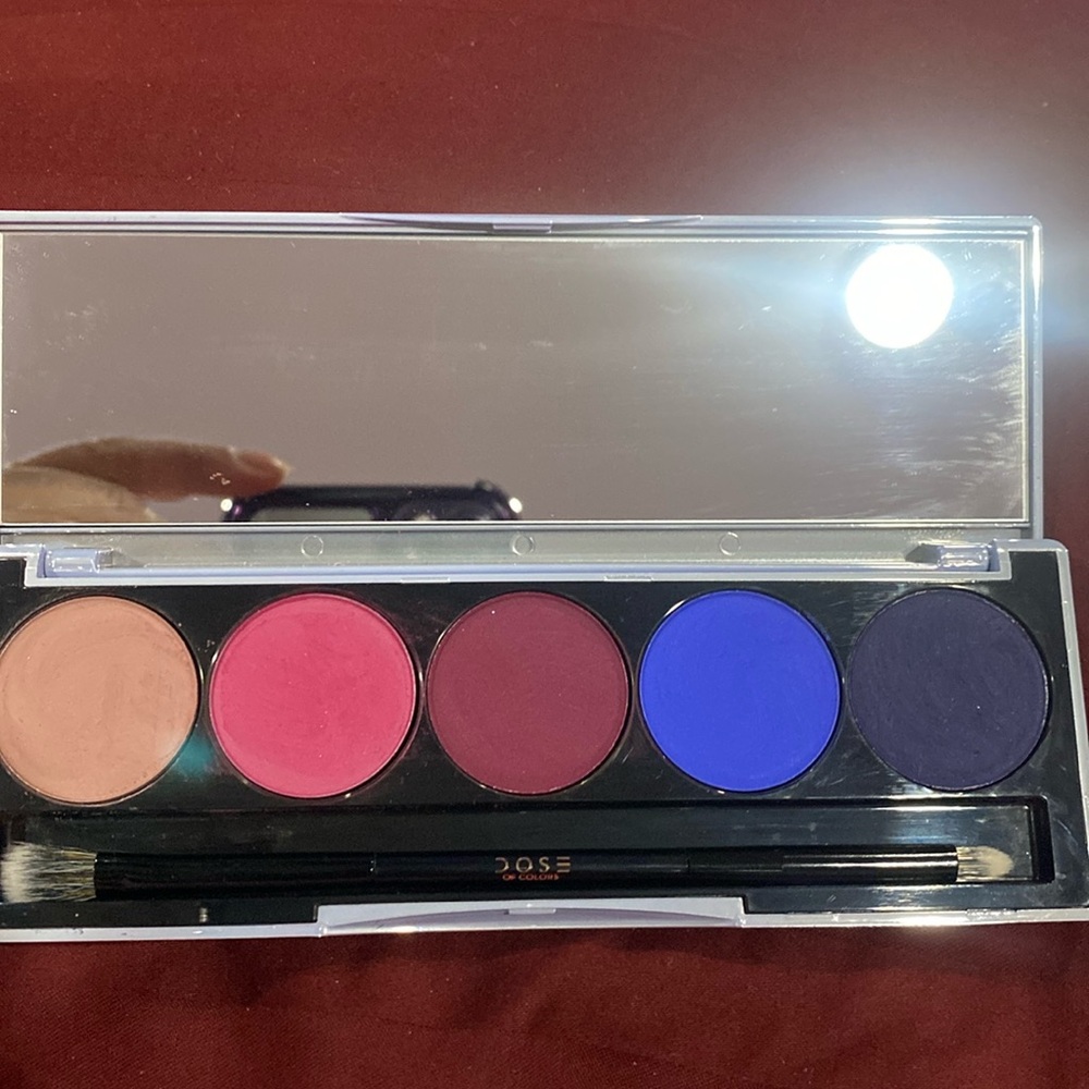 💕DOSE OF COLORS SNOW ANGELS EYESHADOW PALETTE💕